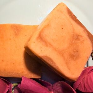 Turmeric + Moringa Glow Bar